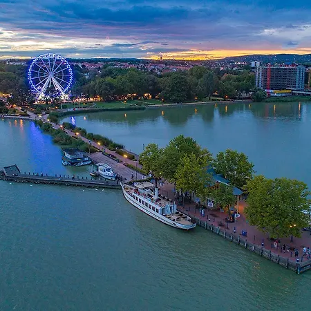 Hello 3b Apartment *